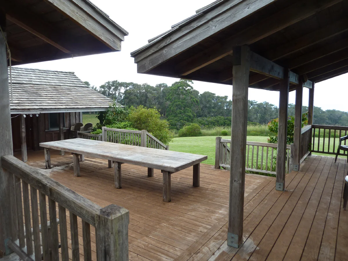 P1060732 cabin detail 2.jpg