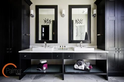 Black and White bathroom