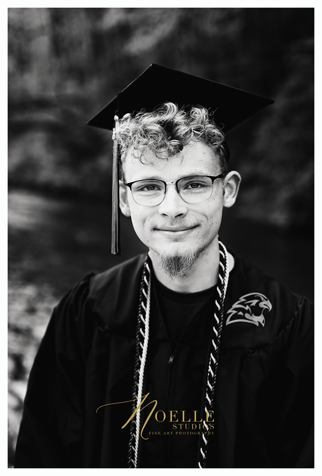 NSI_8196 BW.png