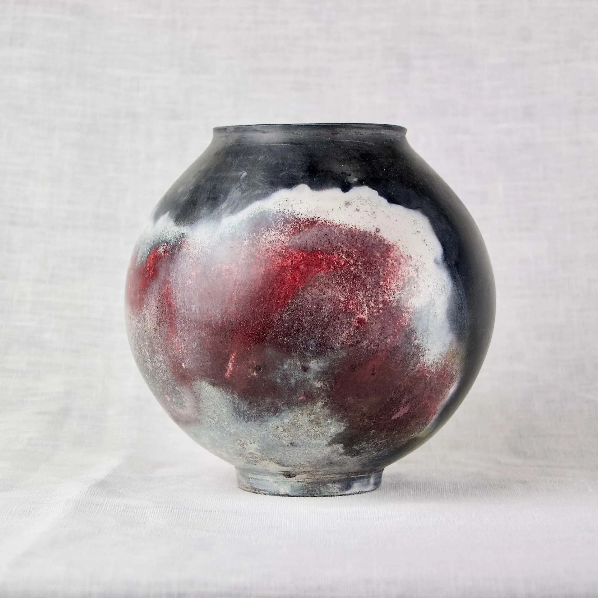 helen_green_ceramix_moon_jar_1030G3.jpg