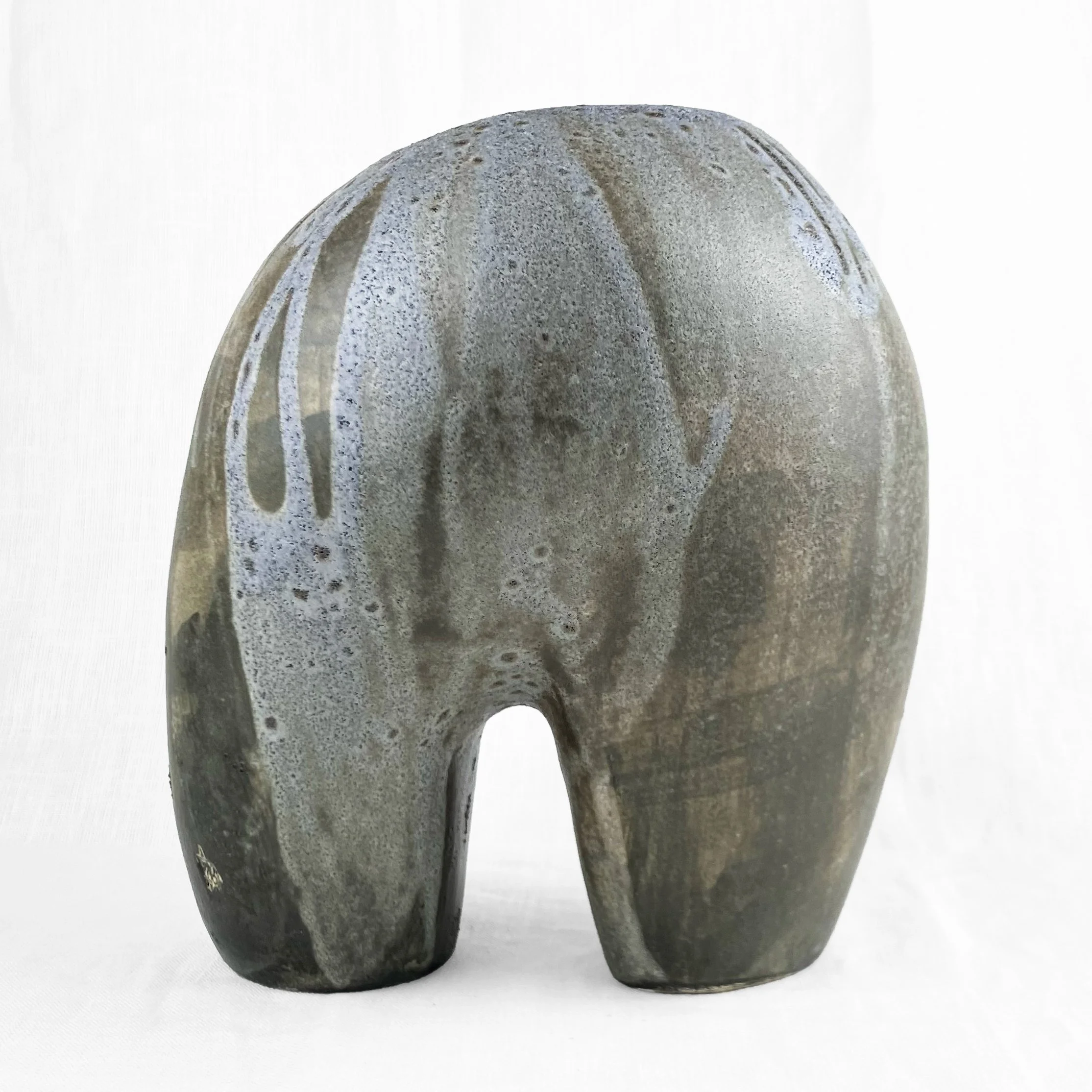 Cuisses Nomades - volcaniques, Helen Green Ceramix