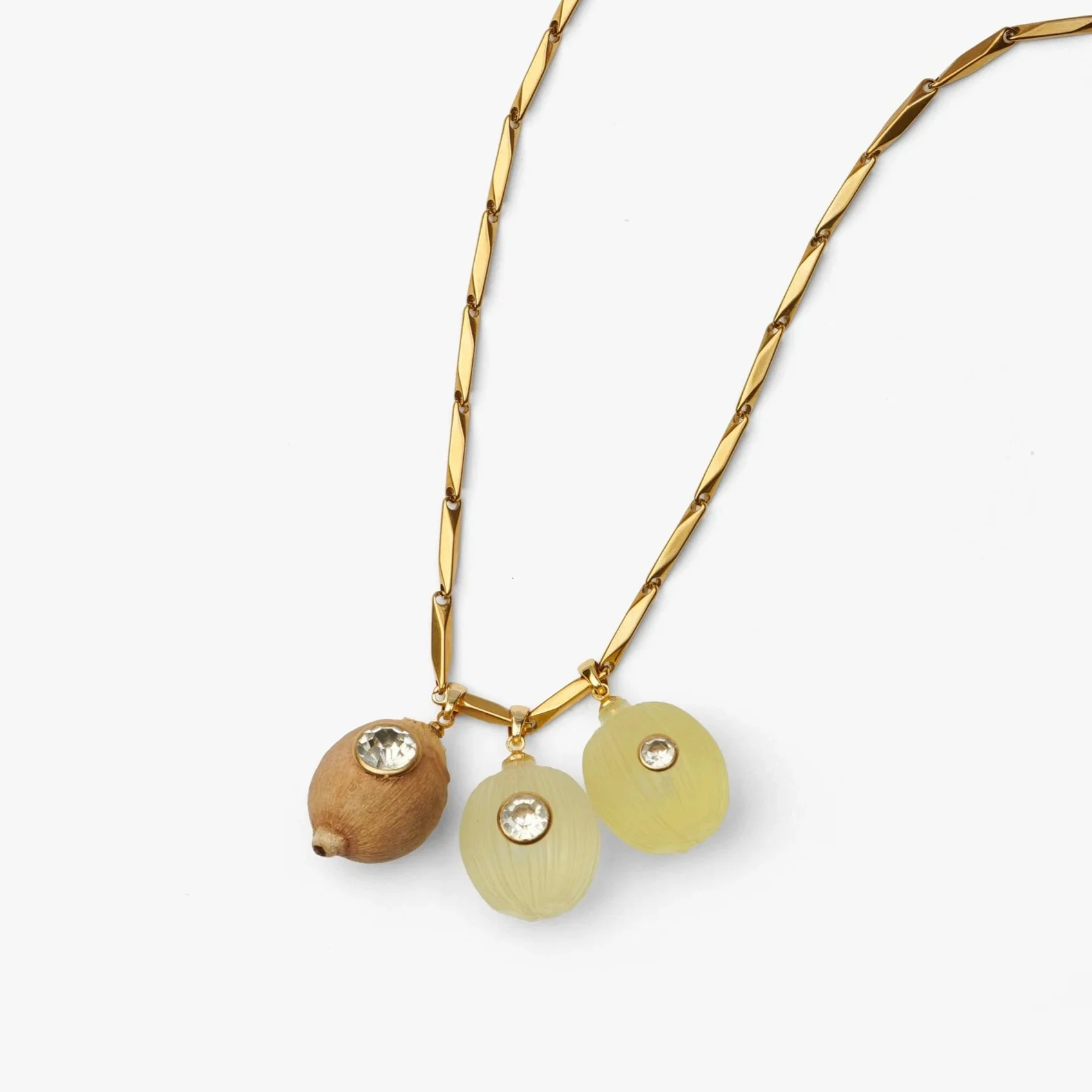 Natural+Baby+Coconut+Necklace+Style.jpg