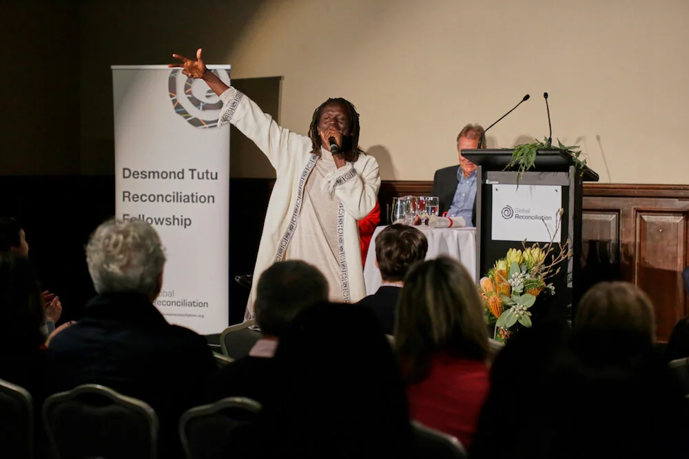 main-Desmond_Tutu__244.jpg