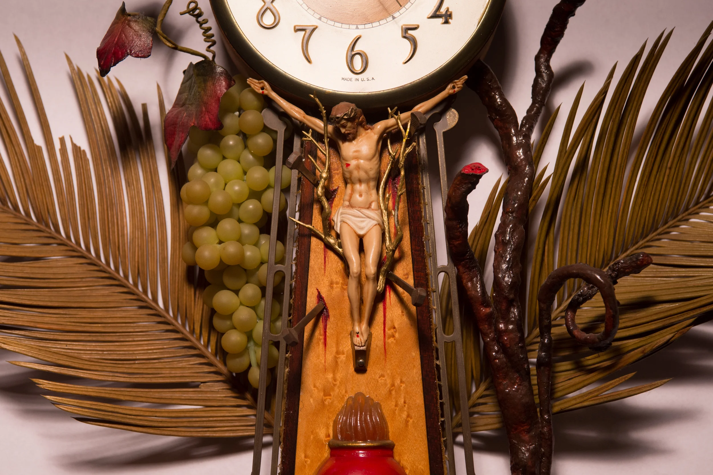 Filius-24x22x3-assemblage-1.jpg
