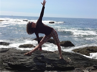 janet ag_yoga pose.jpeg