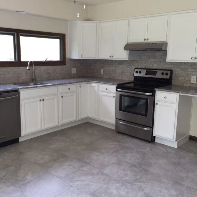 1207 A - Kitchen pic 1