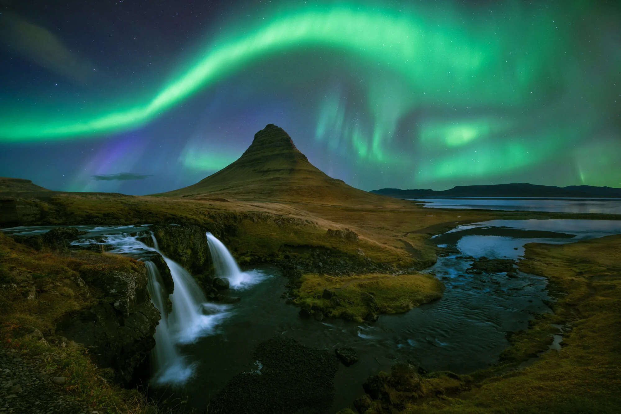 Iceland_20190927__CVB7149.comp2.Squarespace.2000px.100quality.mini.jpg