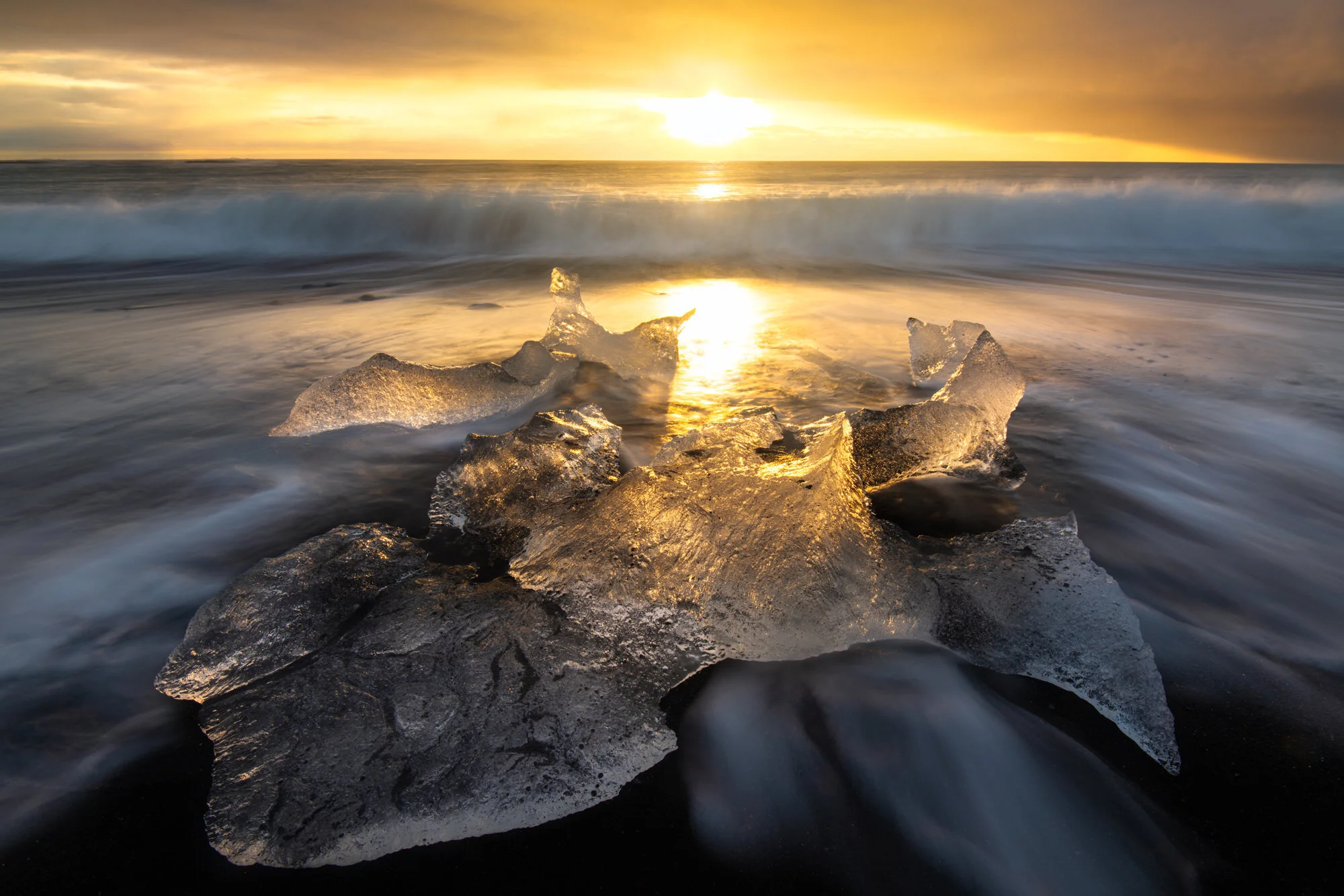 Iceland_20191001__CVB0210-Edit.Squarespace.2000px.100quality.mini.jpg