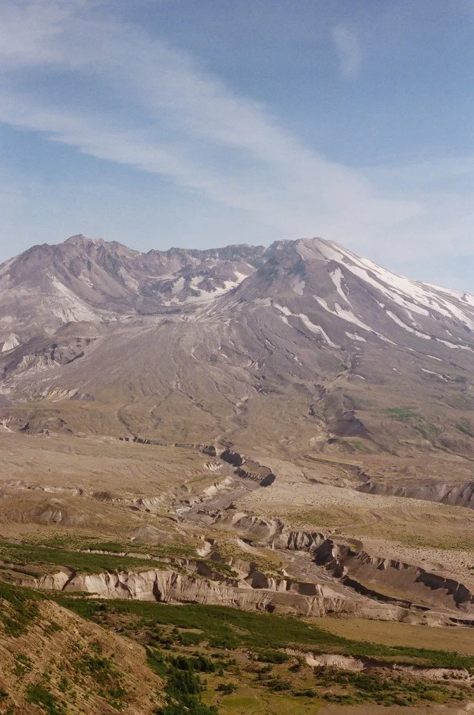 20330012-679x1024.jpg