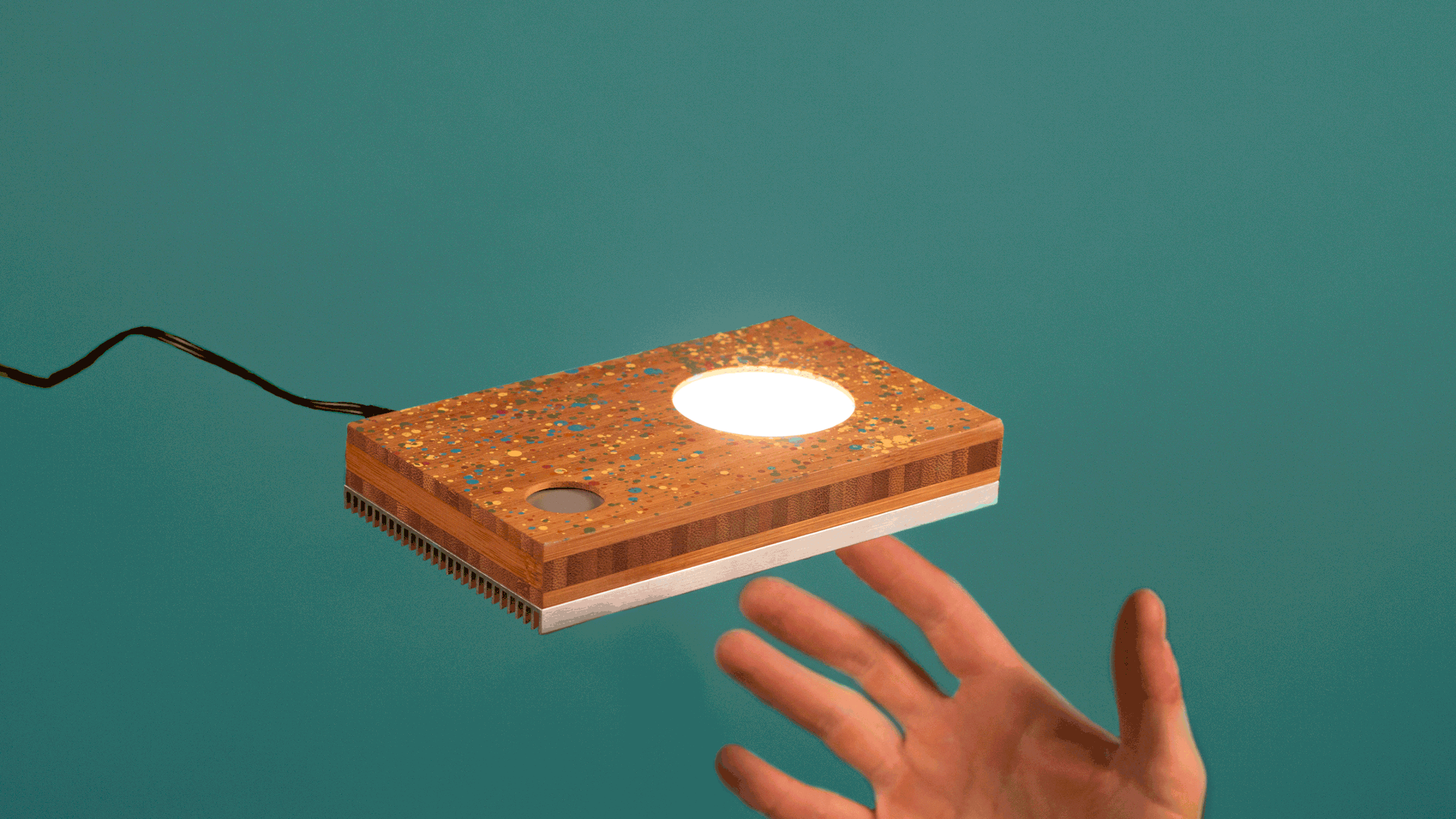 Color-Baselamp-smallest.gif