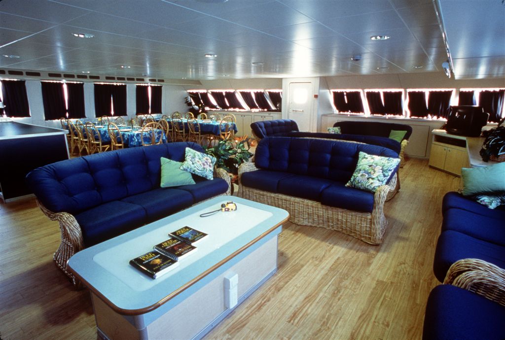 main salon.jpg