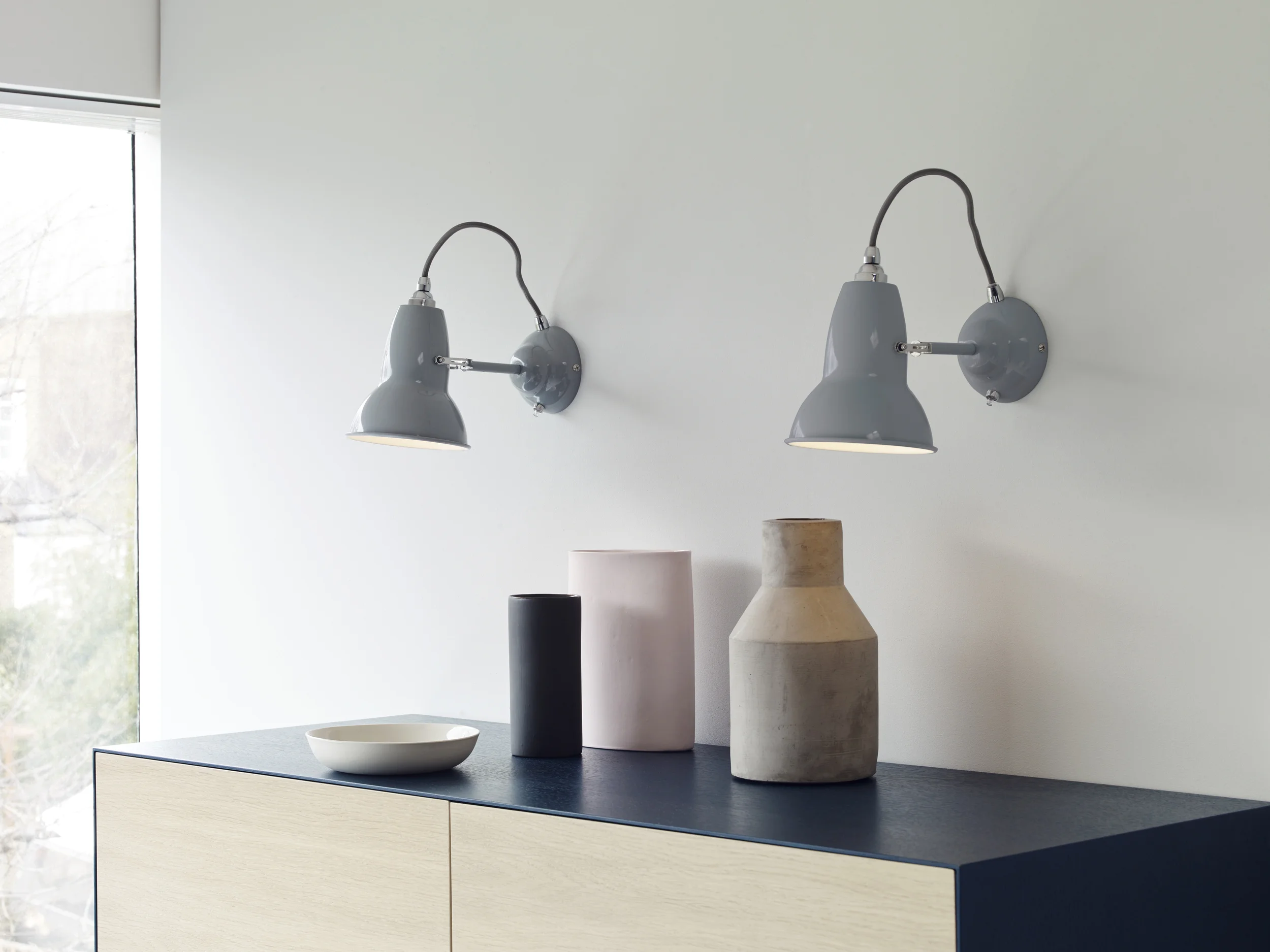 Originals_DoveGrey_Wall_Mounted_036.jpg