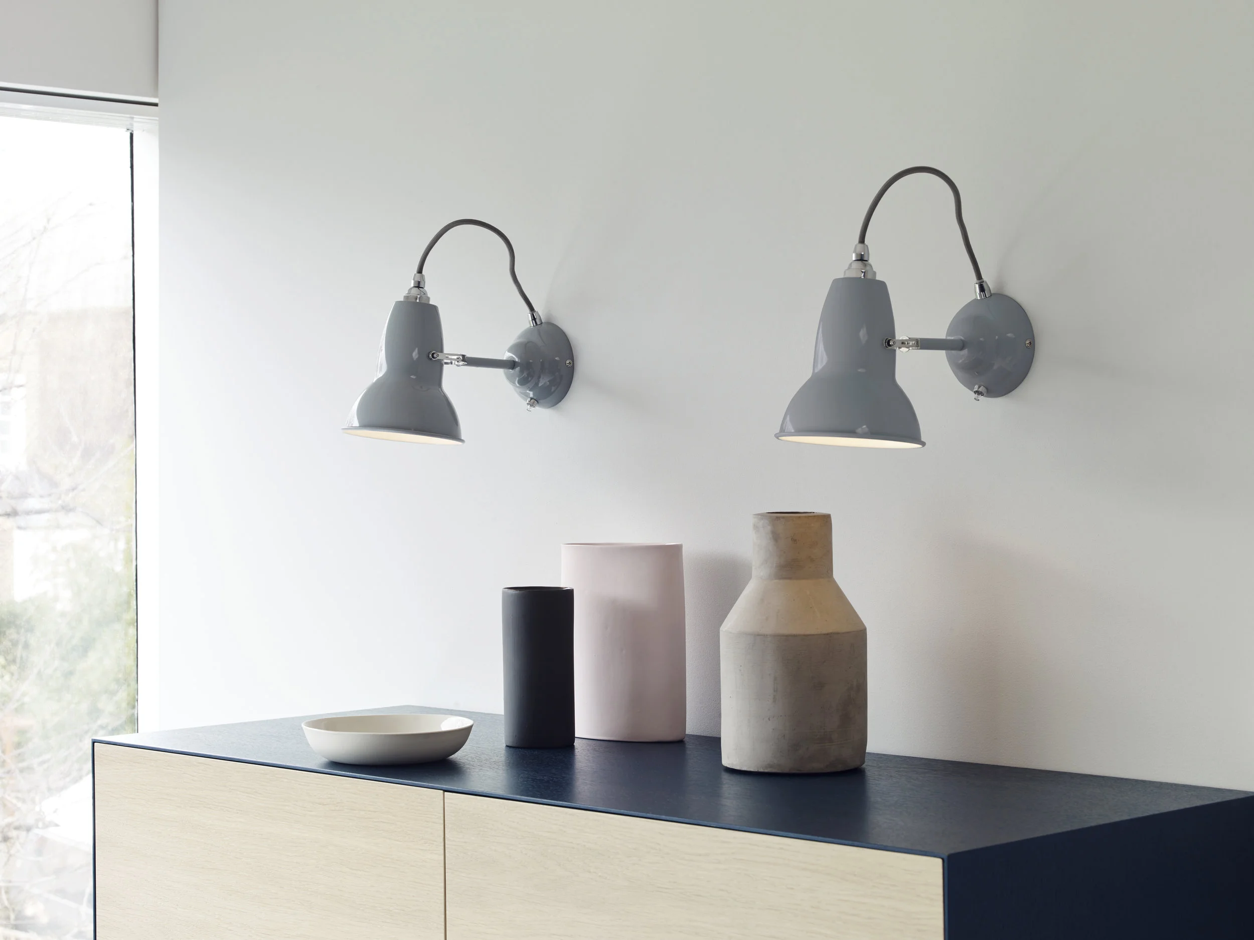 Originals_DoveGrey_Wall_Mounted_036.jpg
