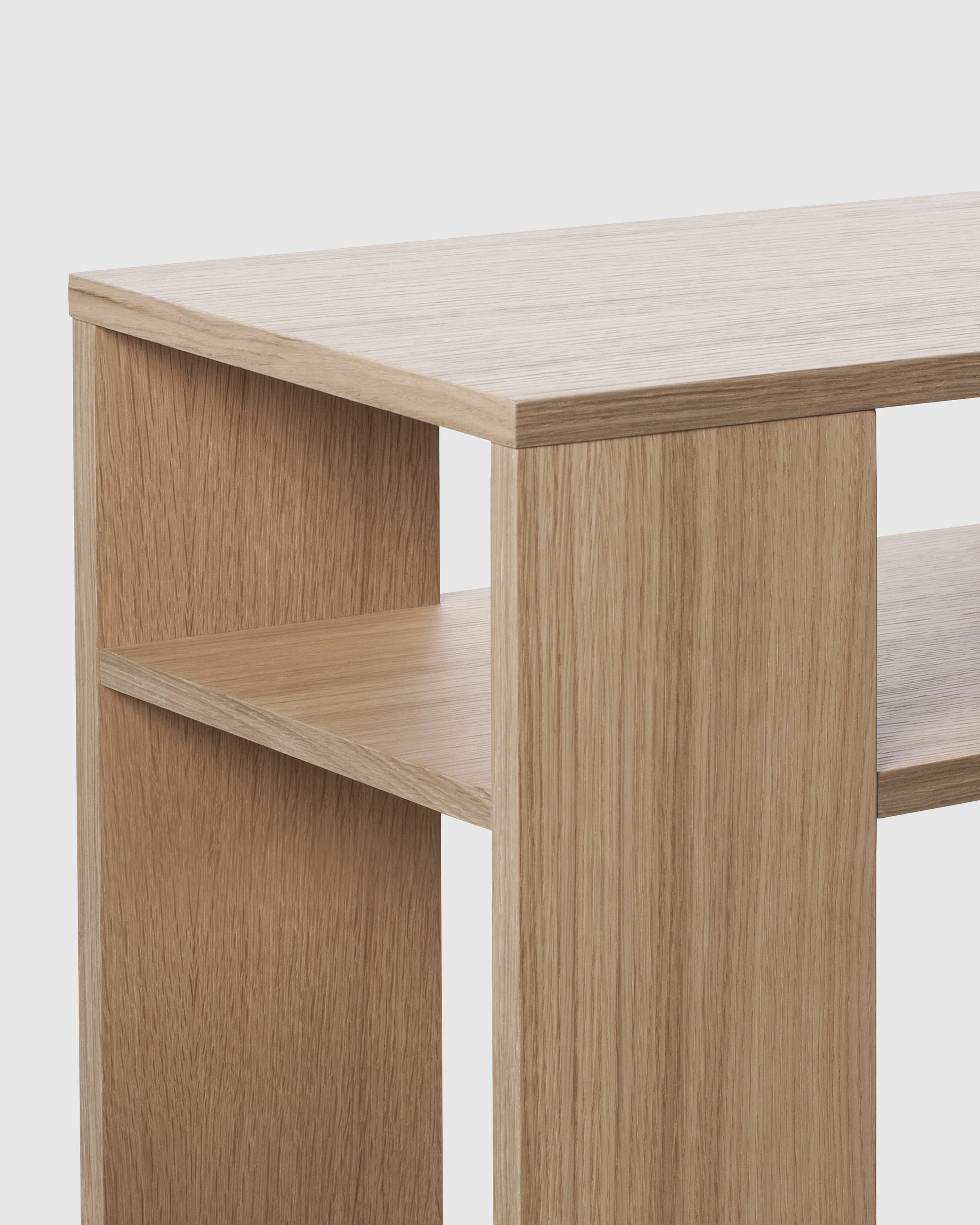 Lato_Detail_Side_Table_01.jpg