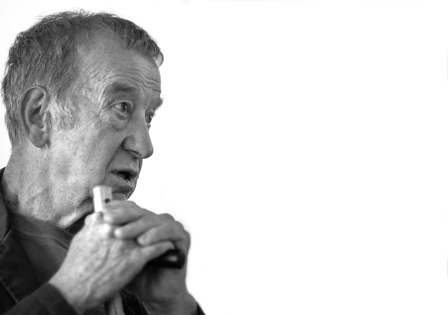 Peter Jones-2-obit.jpg