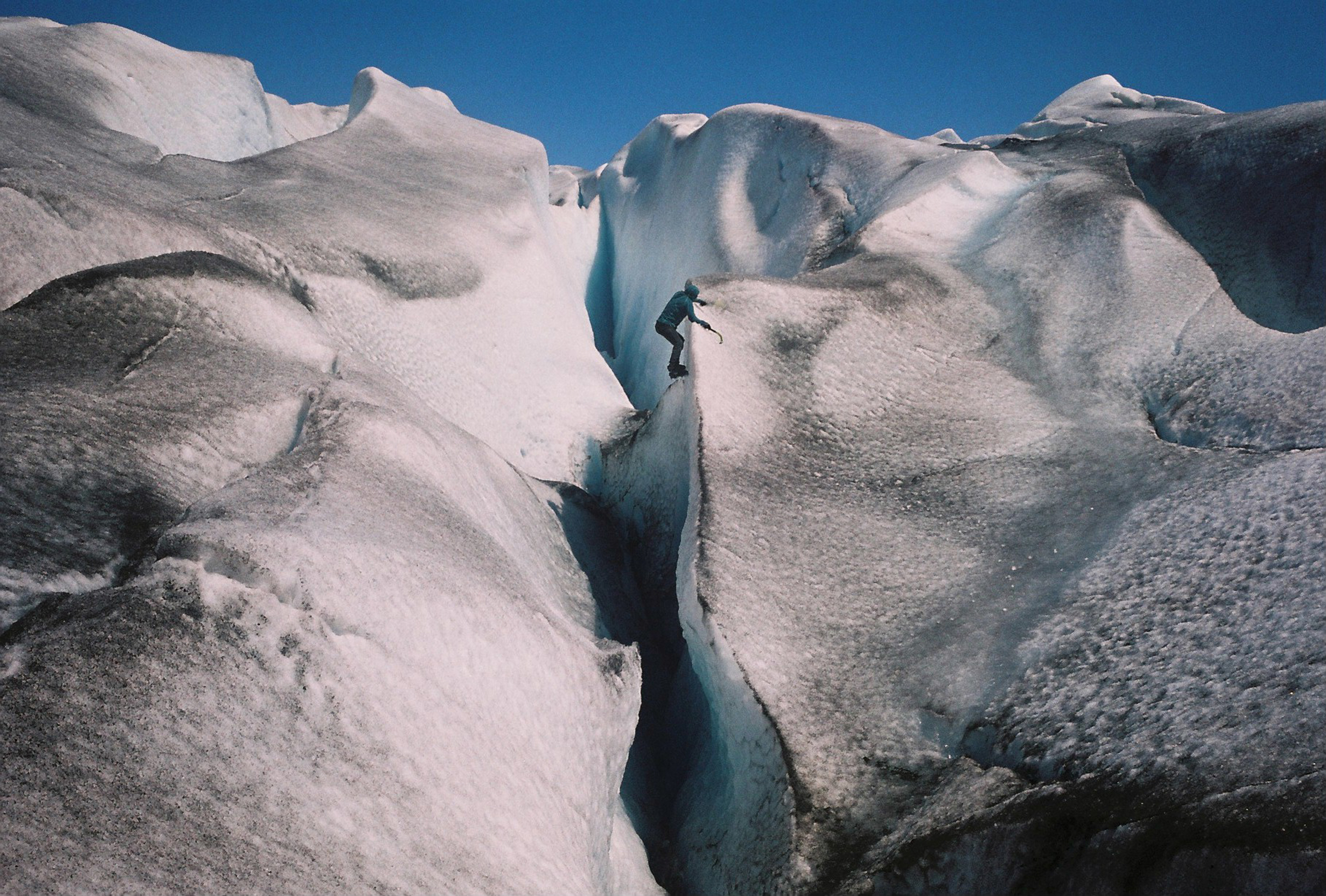 Qarelagdlit imâ Glacier. Greenland. Leica M6. Fuji Reala 100 color film..jpg