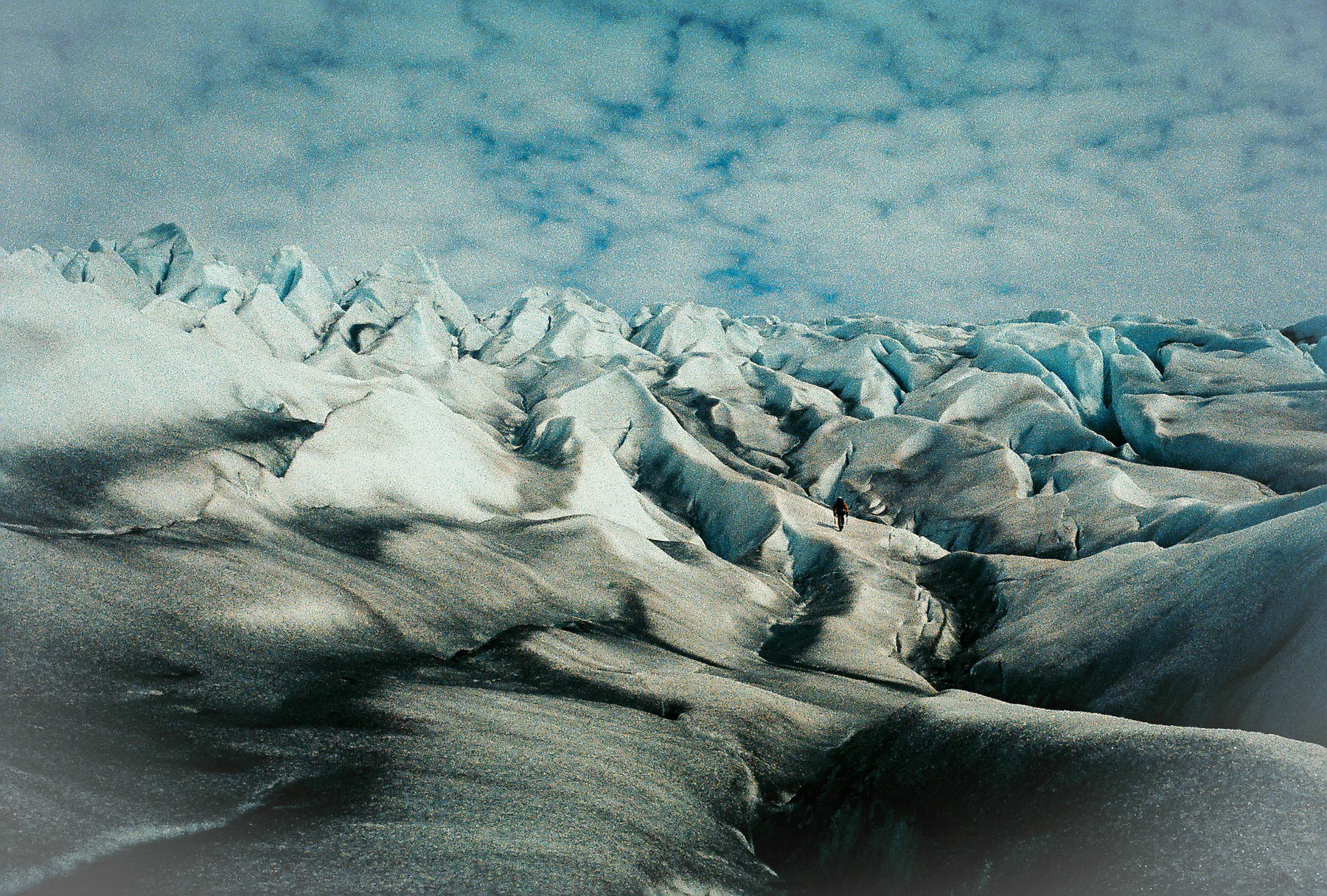 Qaleragdlit imâ Glacier. Greenland. Leica M6. Fuji rpv Velvia 100 color film.jpg