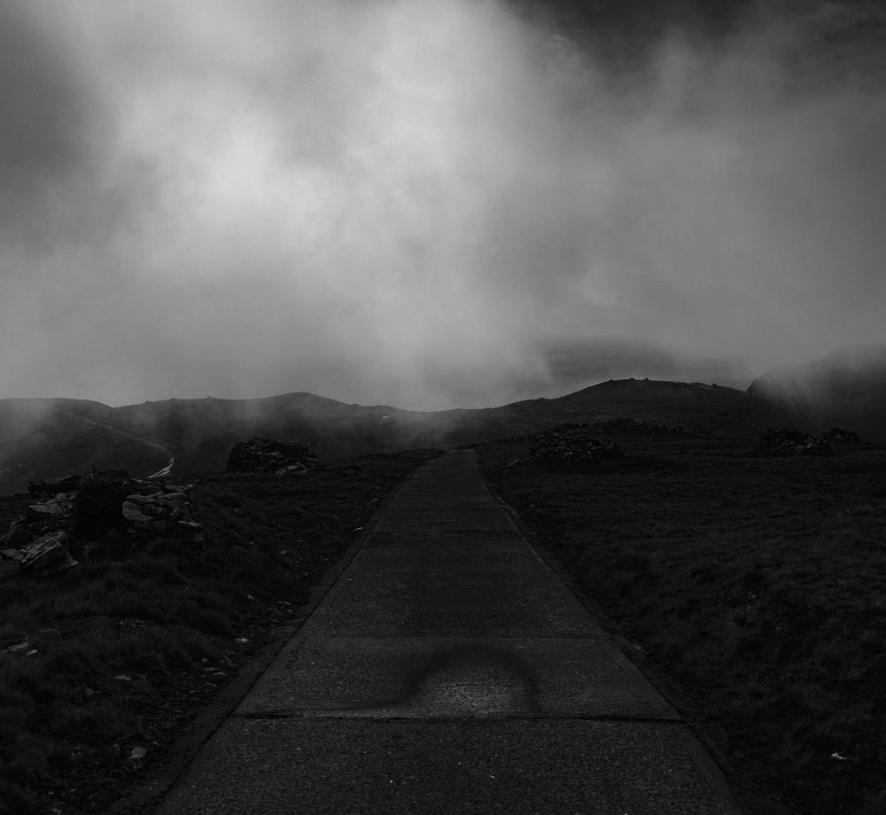 Copy of SK070 Mist on road to Mullach Mór, St. Kilda
