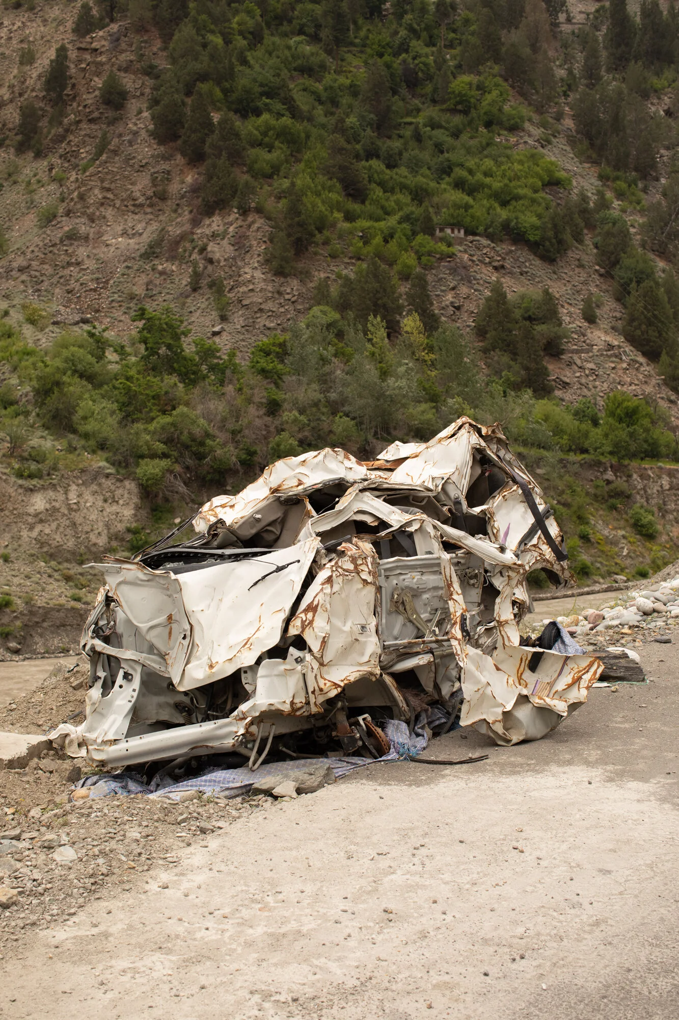 'NH5' © Gareth Phillips