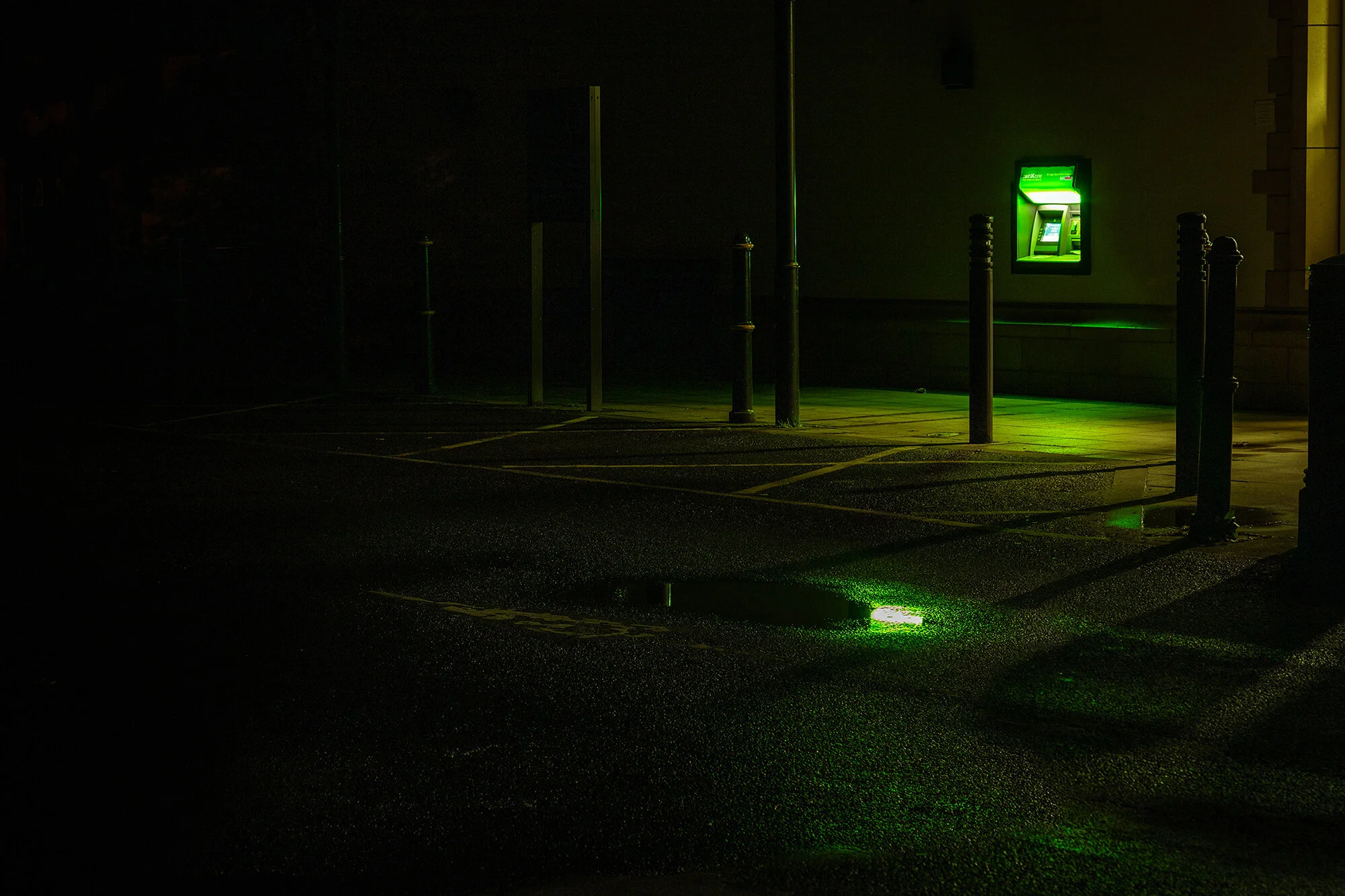 'Dying Currency' from the series and photobook ‘Small Hours’ © Philip Butler