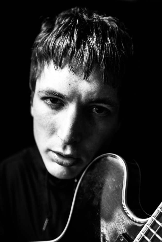 Guitarist Jonny Brown. Image © David Gleave