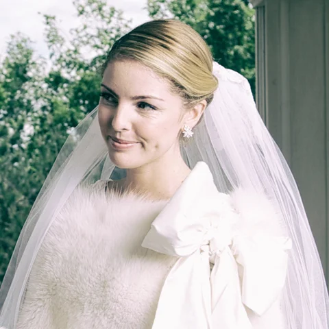 Bridal_white_shawl3.jpg