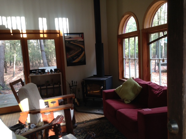 My light-filled and cozy cabin is nestled discreetly in the woods, on a gorgeous property with a gently stream running through & copious trails.