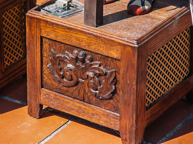 Musical Characters Walkers Sawmill Wood Carving 4.jpg
