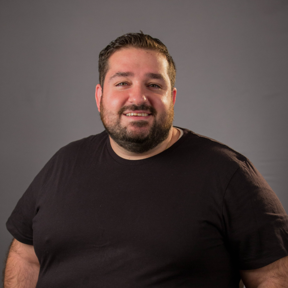 Headshot Daniel Stevanus - Coach