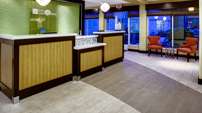 GI_frontdesk_2_698x390_FitToBoxSmallDimension_Center.jpg