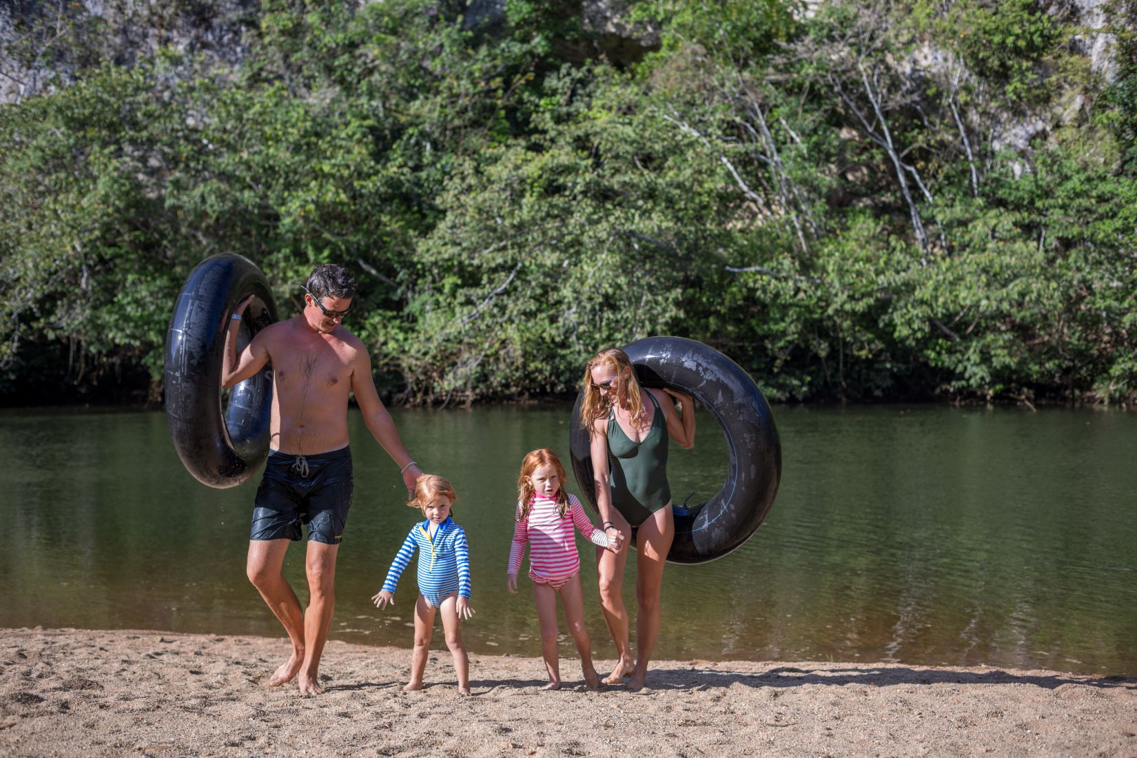 Copy of 2190417sssbz00_family-tubing-1031.jpeg