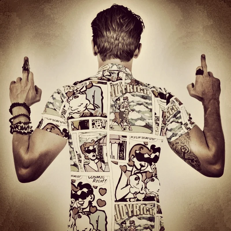 Sneak Peek: ADON issue 5 – Supermodel Cover Shoot