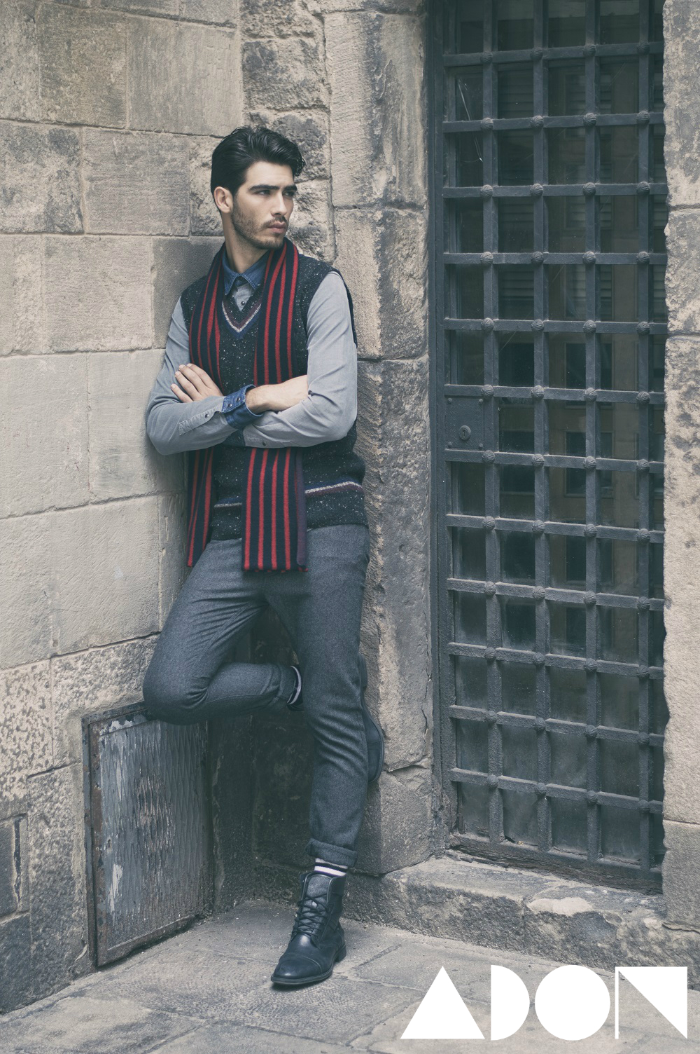 Shirt: Guess, Vest: Fred Perry, Trousers: Custo, Scarf: Biel lo, Boots: G-star