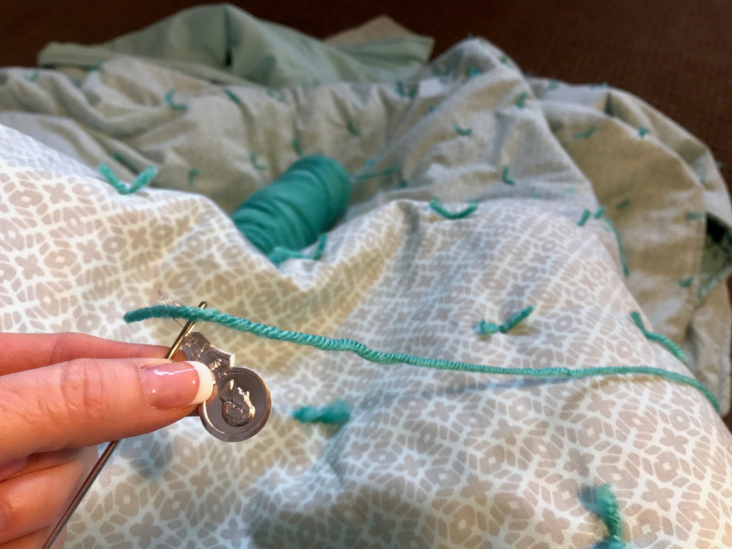 TIP: My best tip is to use a needle threader. Mine is kinda old, but these little babies will save you TIME, because you have to thread the needles with THICK yarn and without this tool, its no fun!