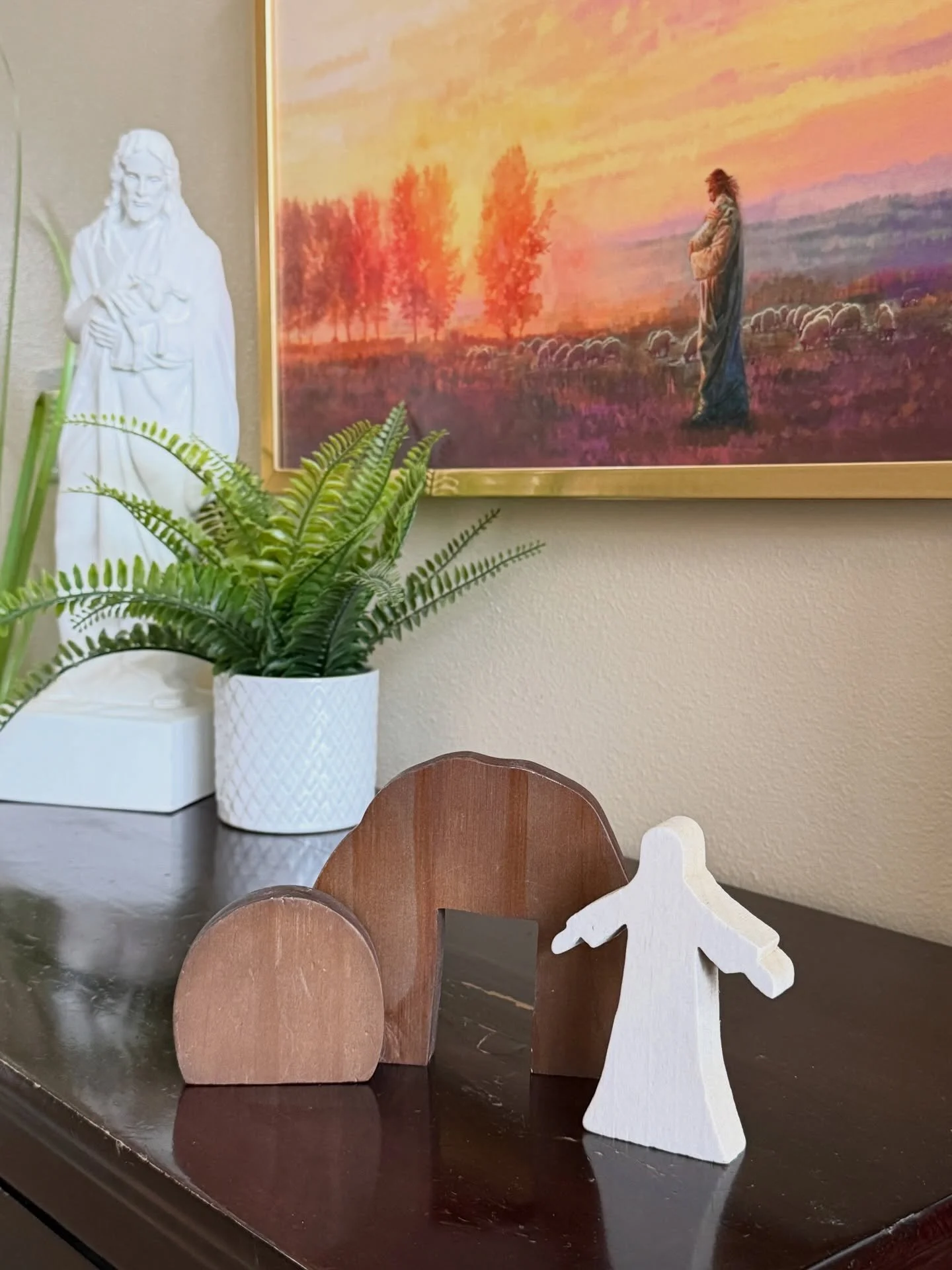 He is RISEN! He has overcome death and sin. Now we must overcome contention, contempt and hate. We can do this (I can do a better job of this) with His help. Jesus Christ is the Way! He LIVES 💜 Let's strive to follow and be like him. #jesus #easter 