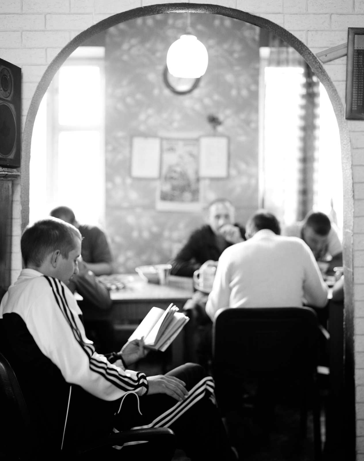 10IlyaReadingDinner1.jpg