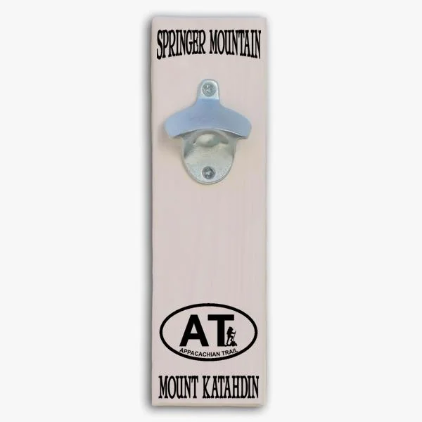 BO175 - HIking Trail Marker.jpg