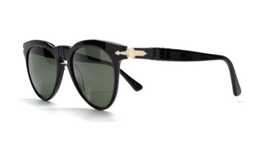 Where to Find the Hottest Sunglasses... Before It's Too Late ESQUIRE | APRIL 28, 2010