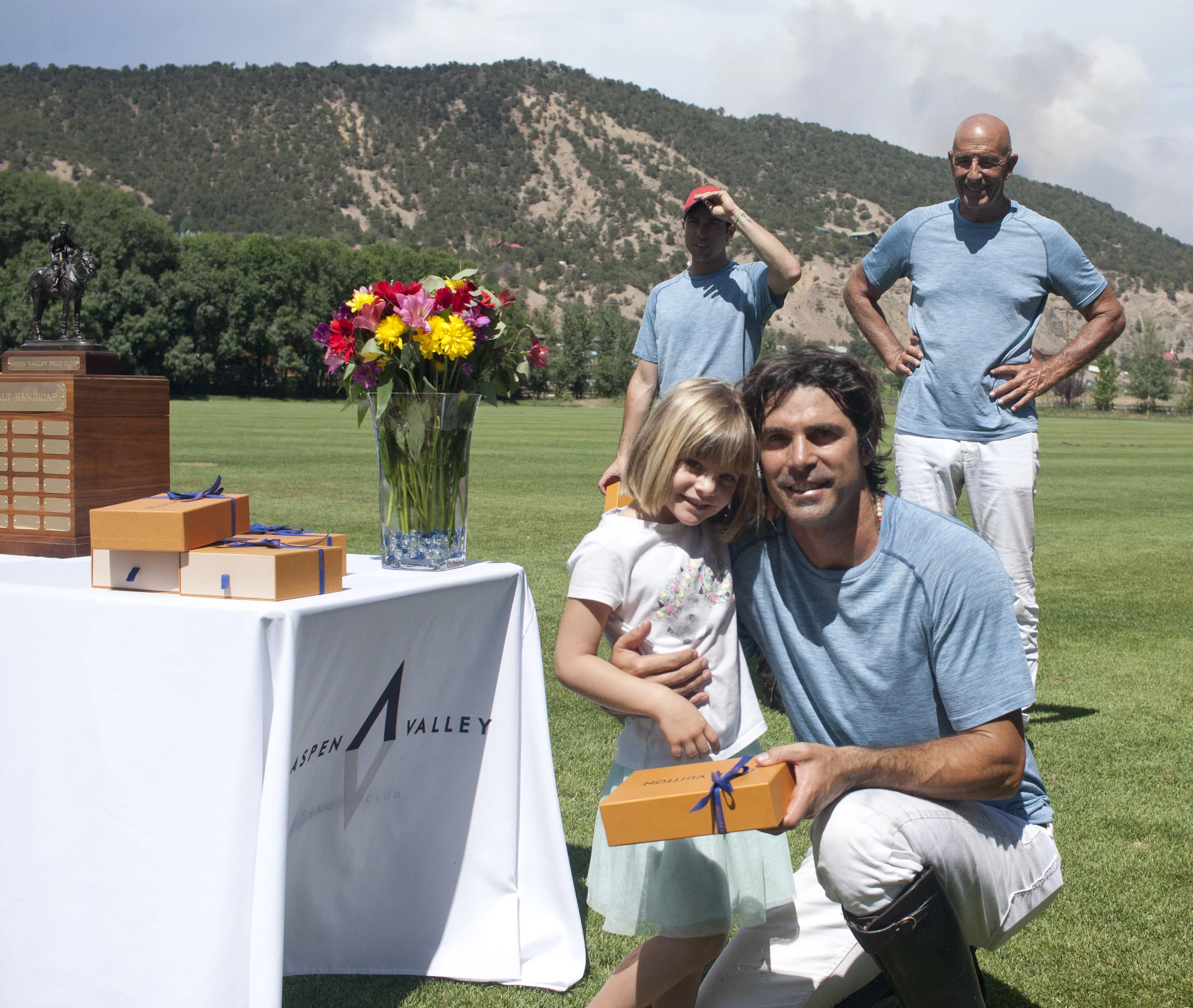 Nacho Figueras of Piocho Ranch receives his runner.JPG