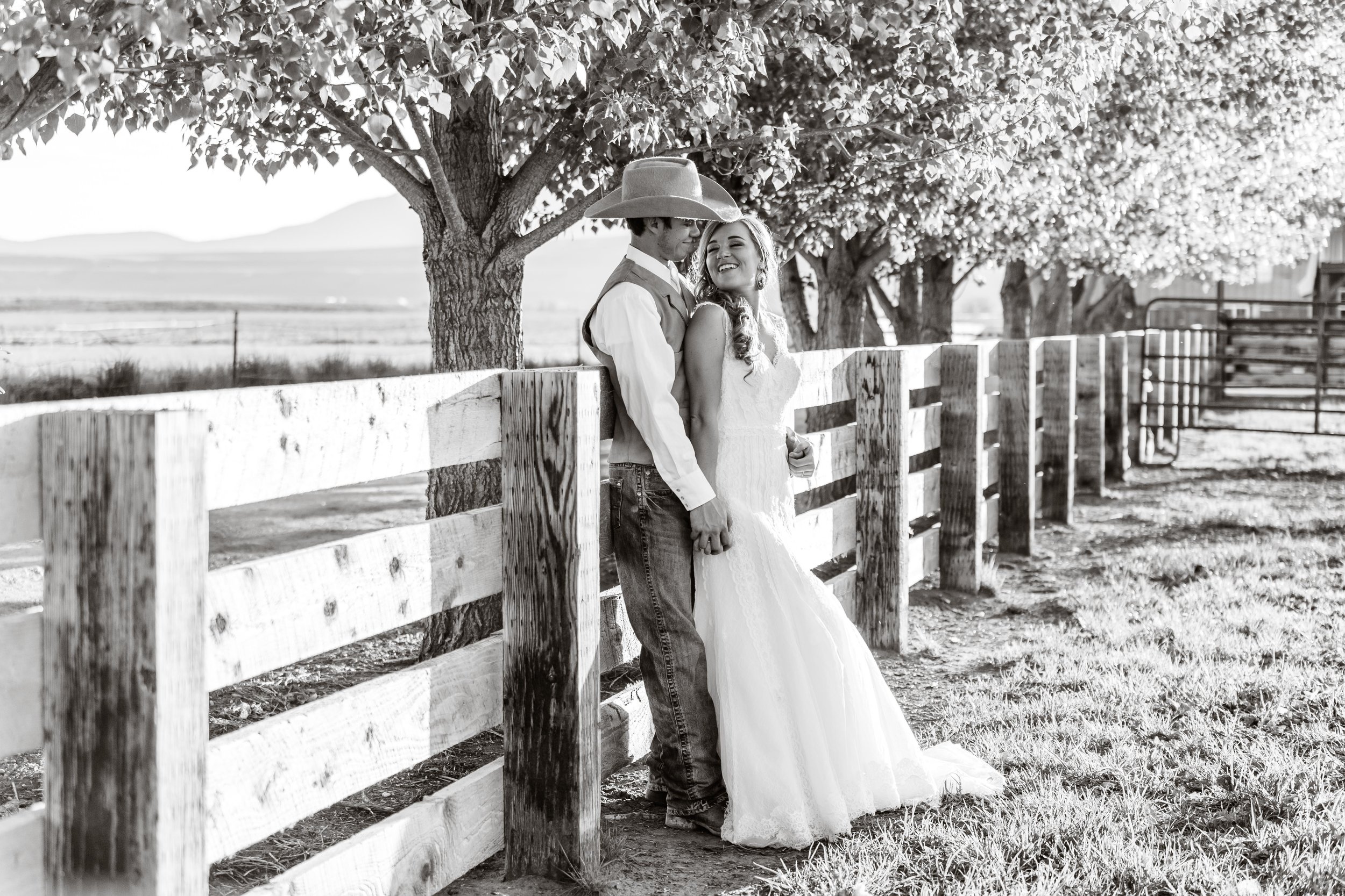 Logan Utah Western Wedding Photographer-0159.jpg