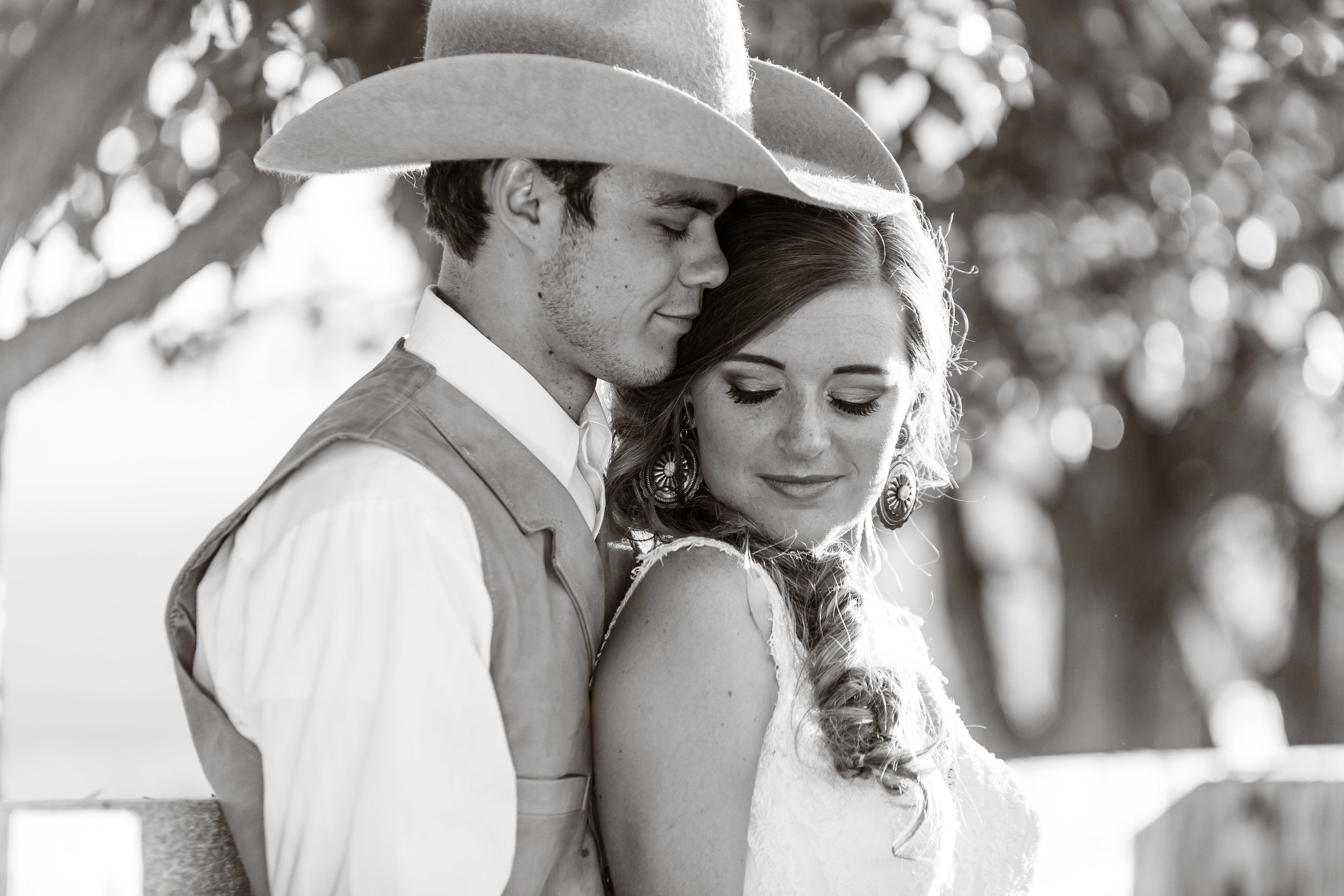 Logan Utah Western Wedding Photographer-0168.jpg