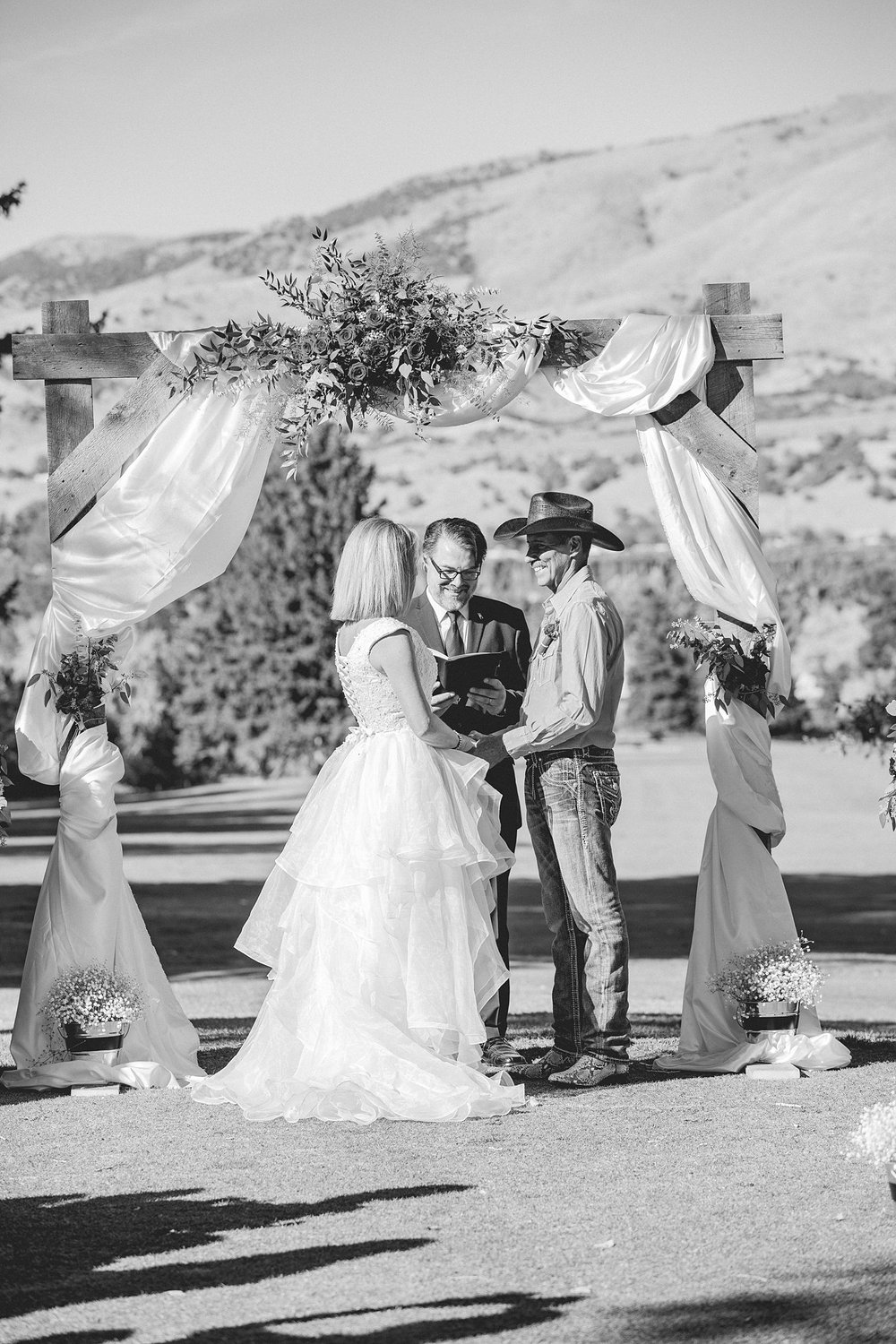 Southeast Idaho Wedding Photographer_0936.jpg