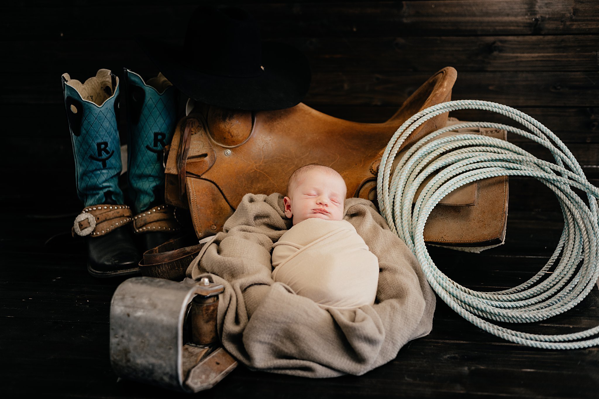 Pocatello Newborn Photographer_2000.jpg