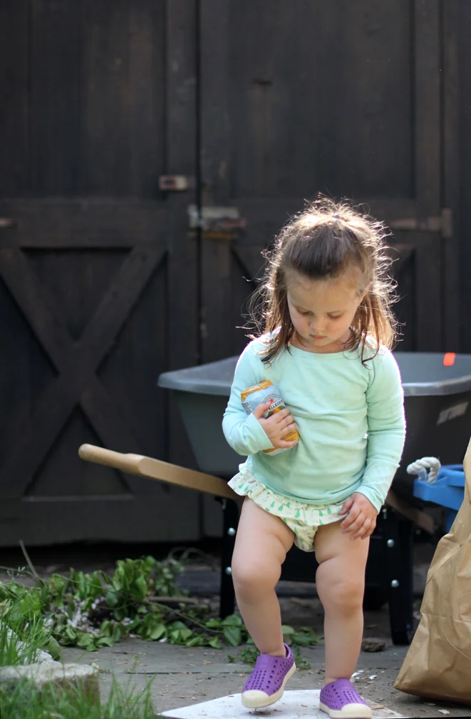  Those chubby little thighs! I'm so glad she still has them.