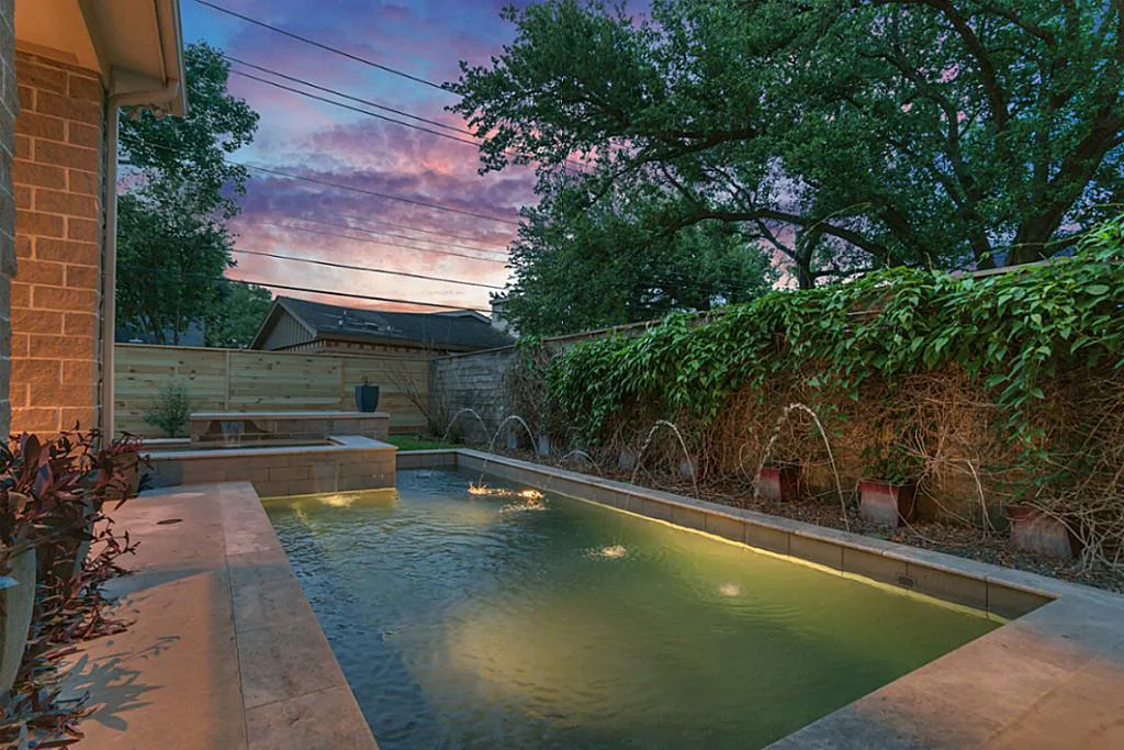 4018 Falkirk - Pool and Spa.jpg