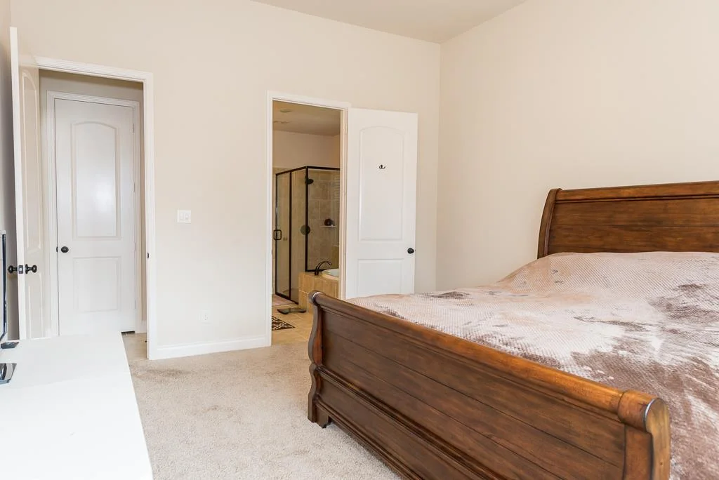28106 Twin Knolls Lane - Master Bedroom.jpg