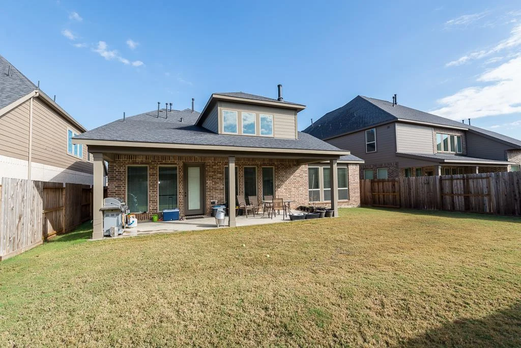 28106 Twin Knolls Lane - Backyard.jpg