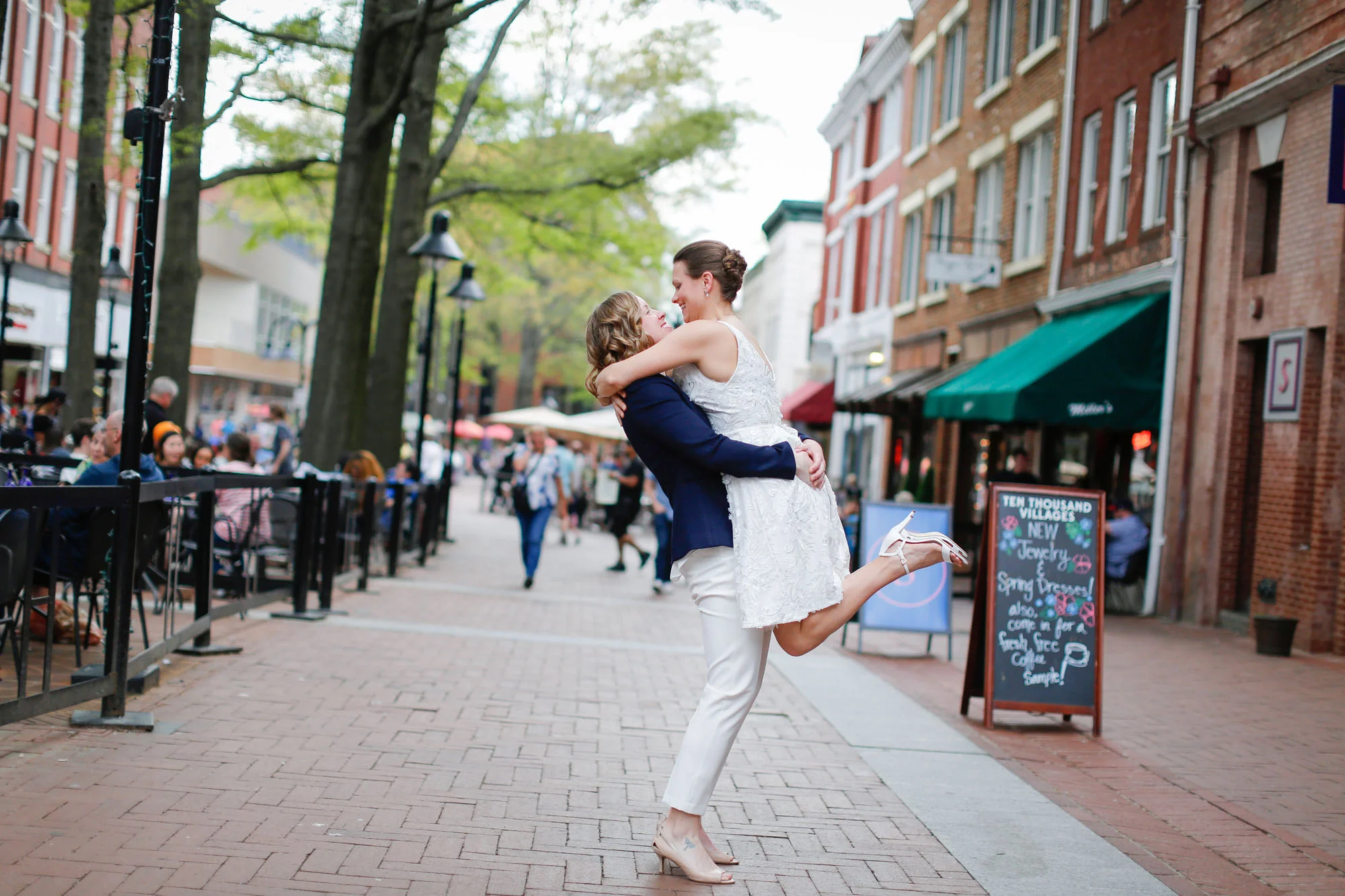 4/28/18 - Charlottesville, VA - Mary and Christie Wedding at Raven's Roost and Humpback Rock. Reception Downtown at The Space.
Photo credit:
Amanda Maglione
www.amandamaglione.com