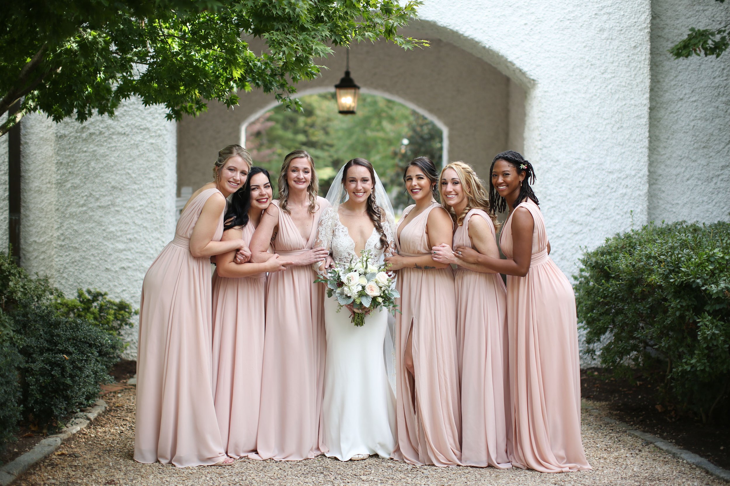  10/22/21 - Charlottesville, VA - Jill and Charles Cahoon Wedding at Keswick Vineyards.Photo credit: Amanda Maglione Photography 