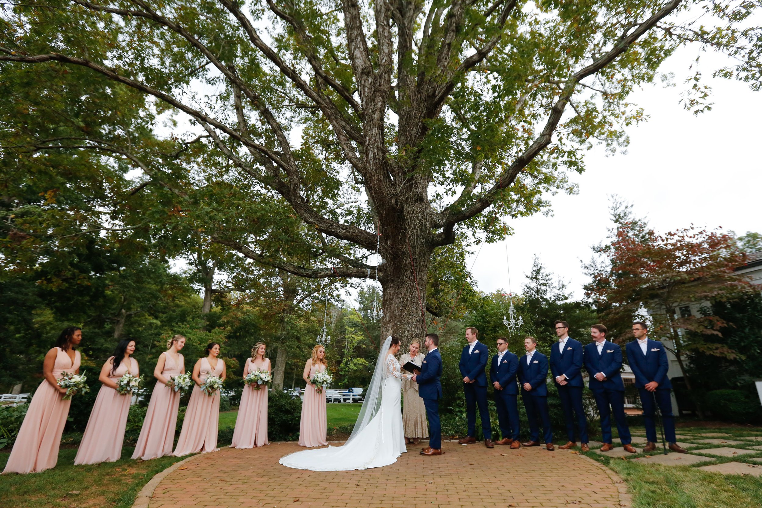  10/22/21 - Charlottesville, VA - Jill and Charles Cahoon Wedding at Keswick Vineyards.Photo credit: Amanda Maglione Photography 